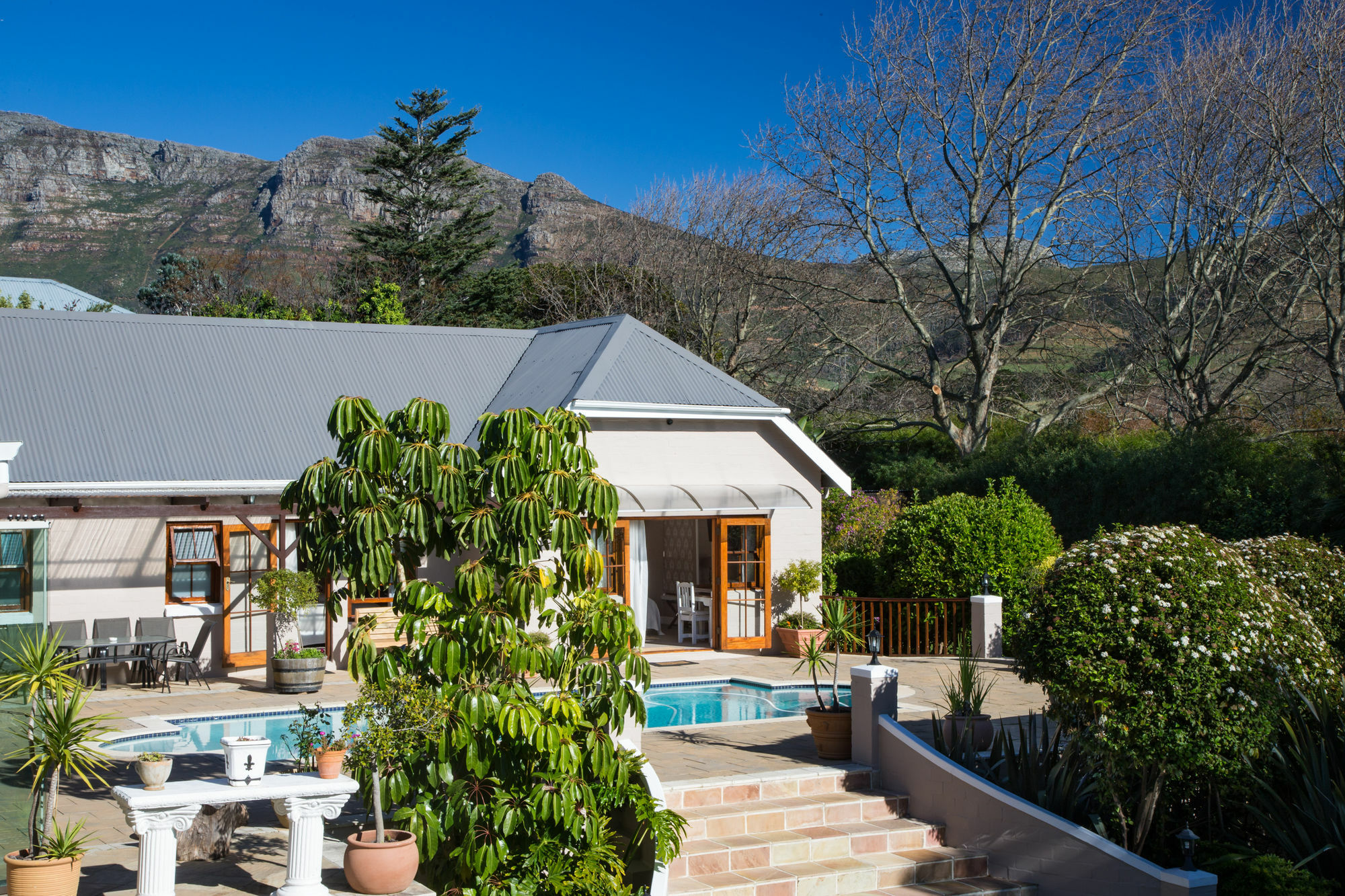 Summit Place Guesthouse Cape Town Exterior photo