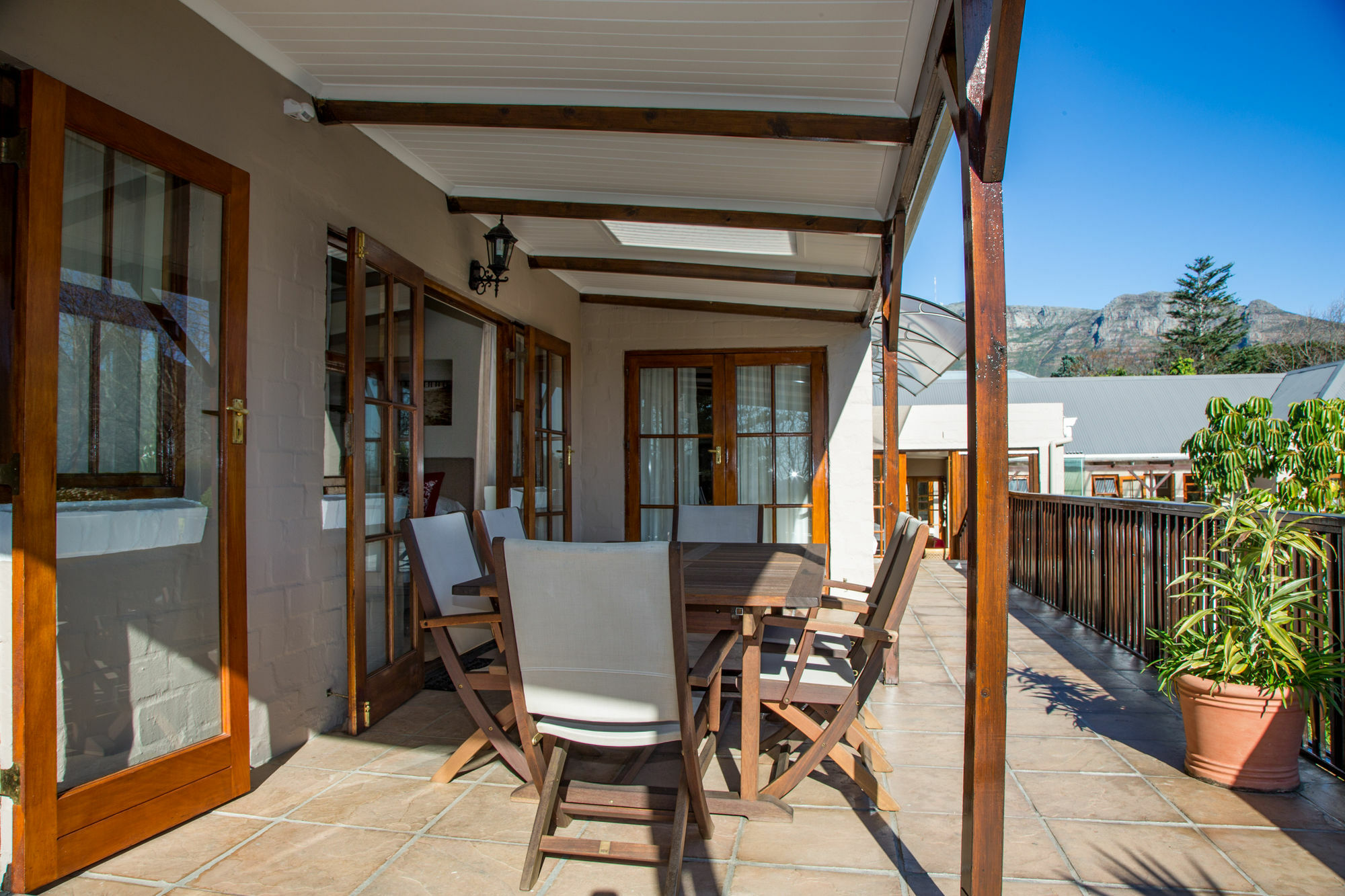 Summit Place Guesthouse Cape Town Exterior photo